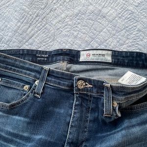 AG jeans excellent condition size 28R